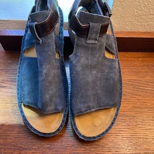 Navy suede Naot sandals size 7